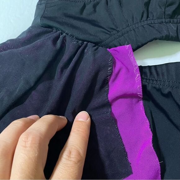 Revolution solo custom Dance Costume lyrical RENEGADE
RC24574 MC-Medium child - Picture 9 of 11